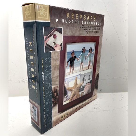 *NEW!* Pinboard Shadow Box Frame Keepsafe - Picture 2 of 3